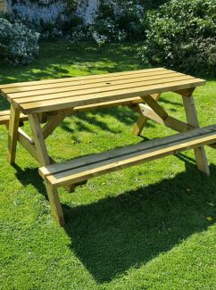 Octagonal Picnic Tables | Picnic-Benches.uk