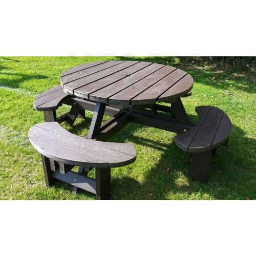 Recycled Plastic Excalibur Round Picnic Table