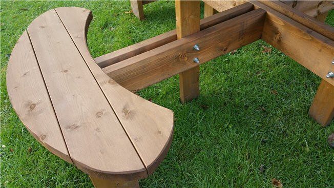 King Size Excalibur Round Picnic Table