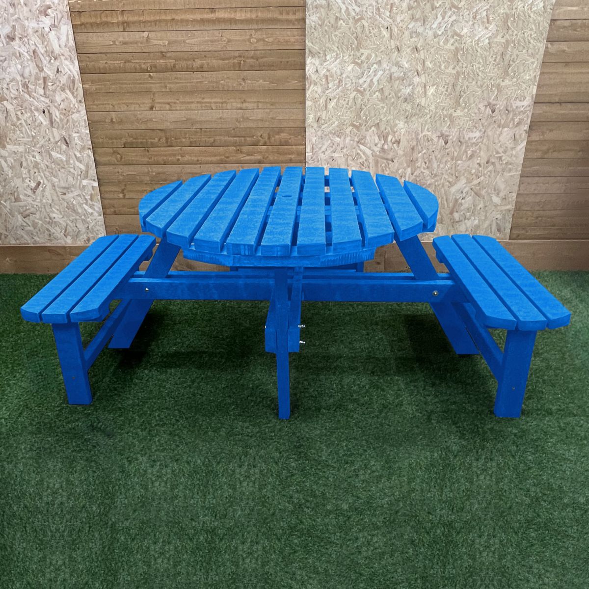 Wheelchair Accessible Winchester Recycled Plastic Round Picnic Table