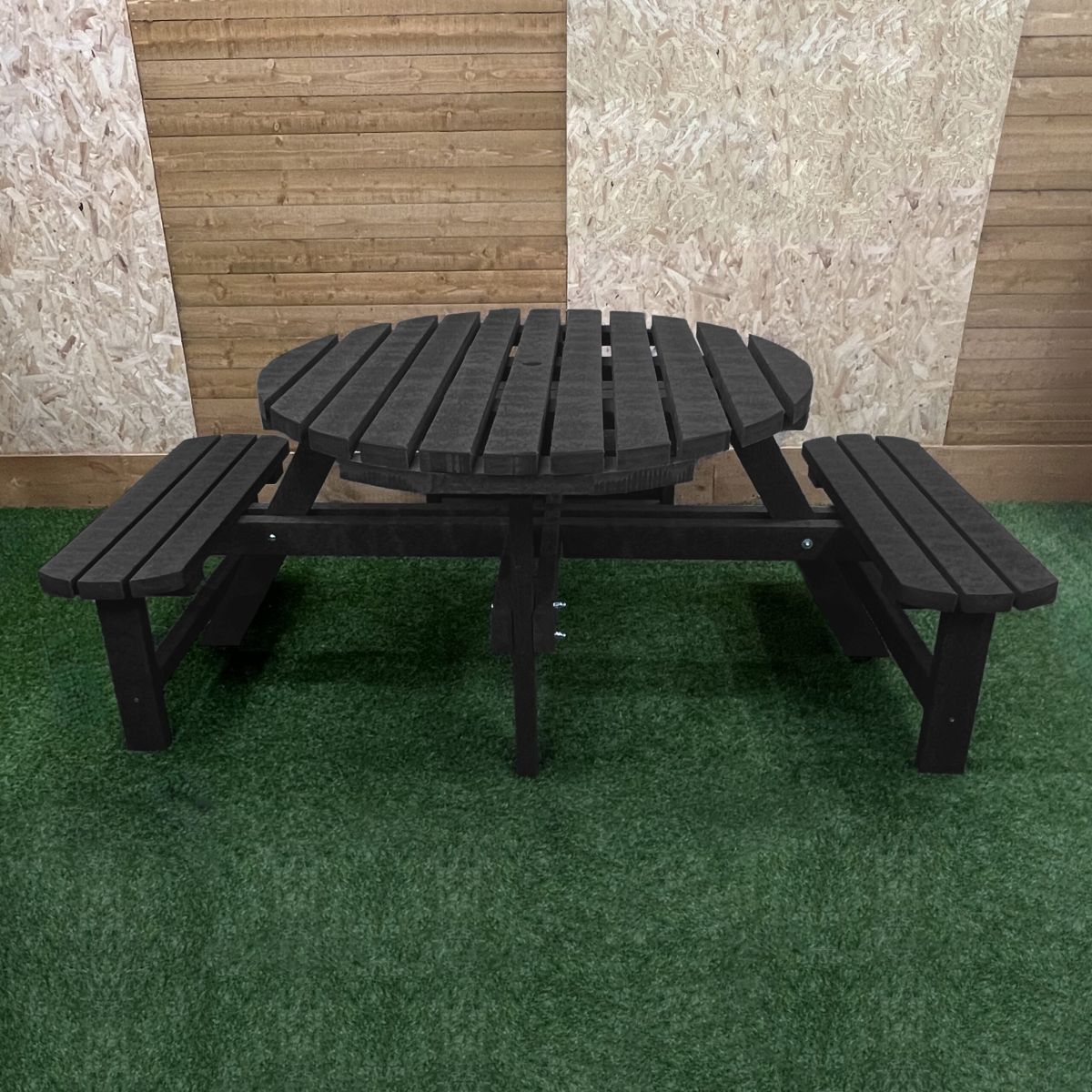 Wheelchair Accessible Winchester Recycled Plastic Round Picnic Table